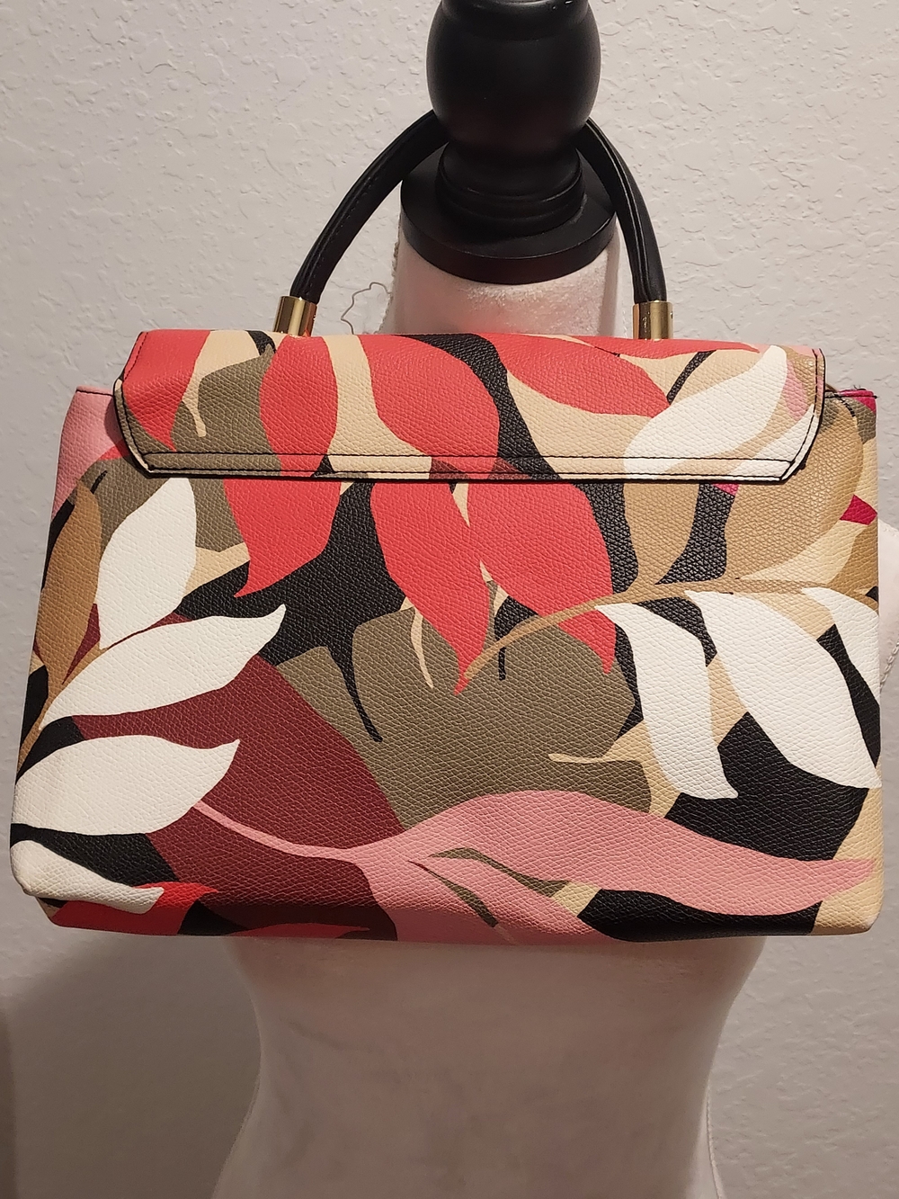 a new day Multicolor Leaf-Print Foldover Satchel - Pink, Red & Cream - Picture 2 of 4